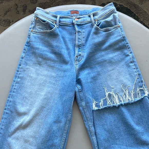 Mother Denium - Picture 1 of 4